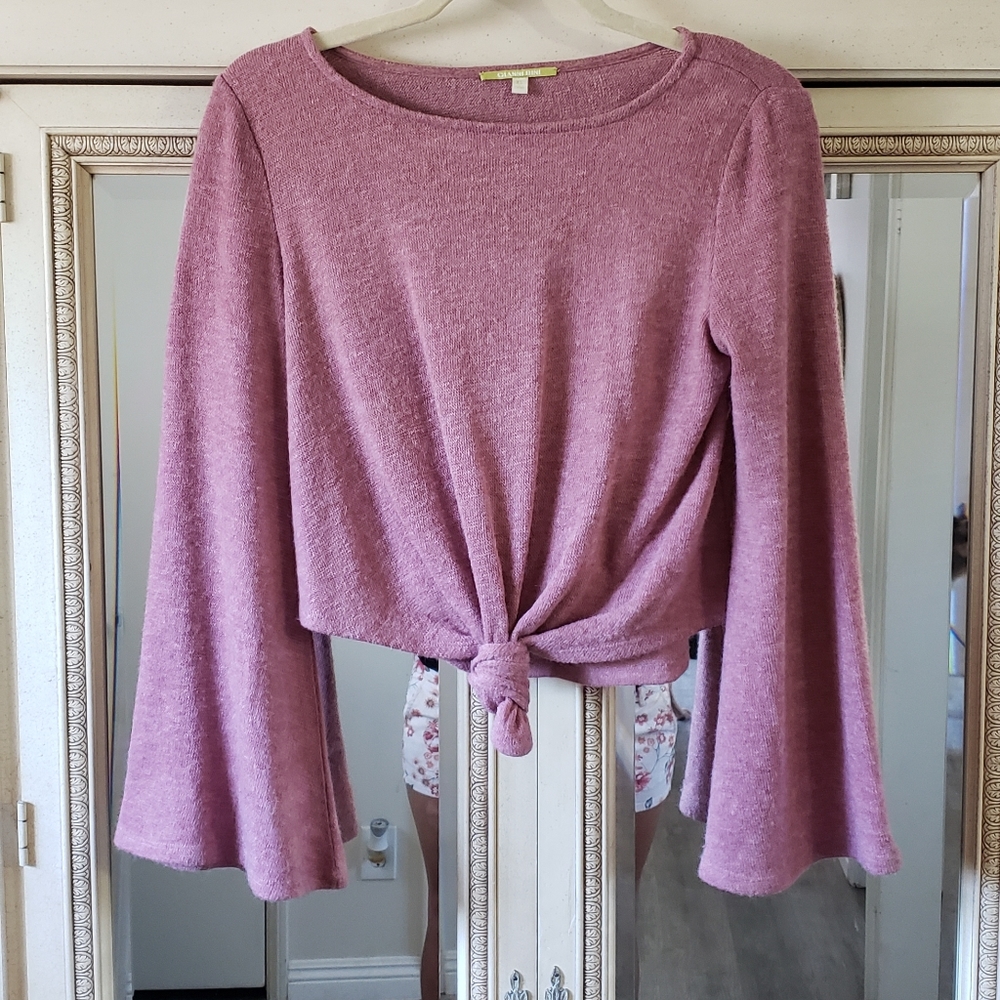NWOT Gianni Bini bell sleeve sweater